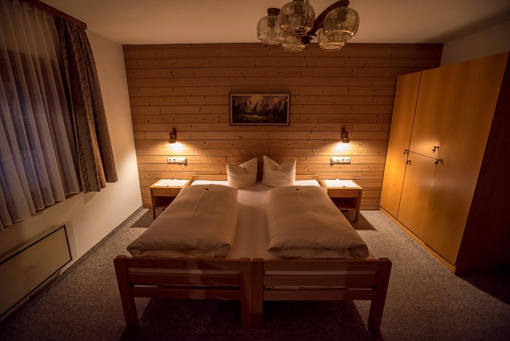 Ferienhaus Jaegerhaeusl Lermoos Esterno foto